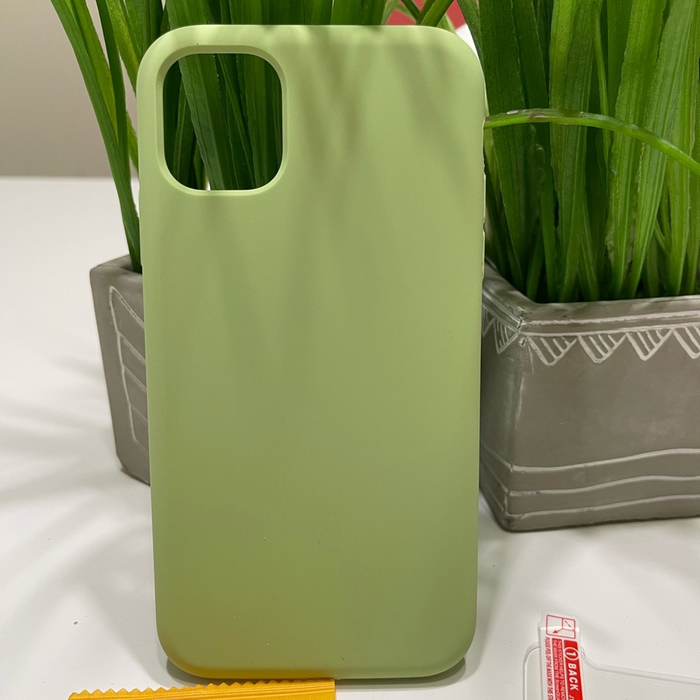 iPhone 11 Phone Case with Screen Protecter